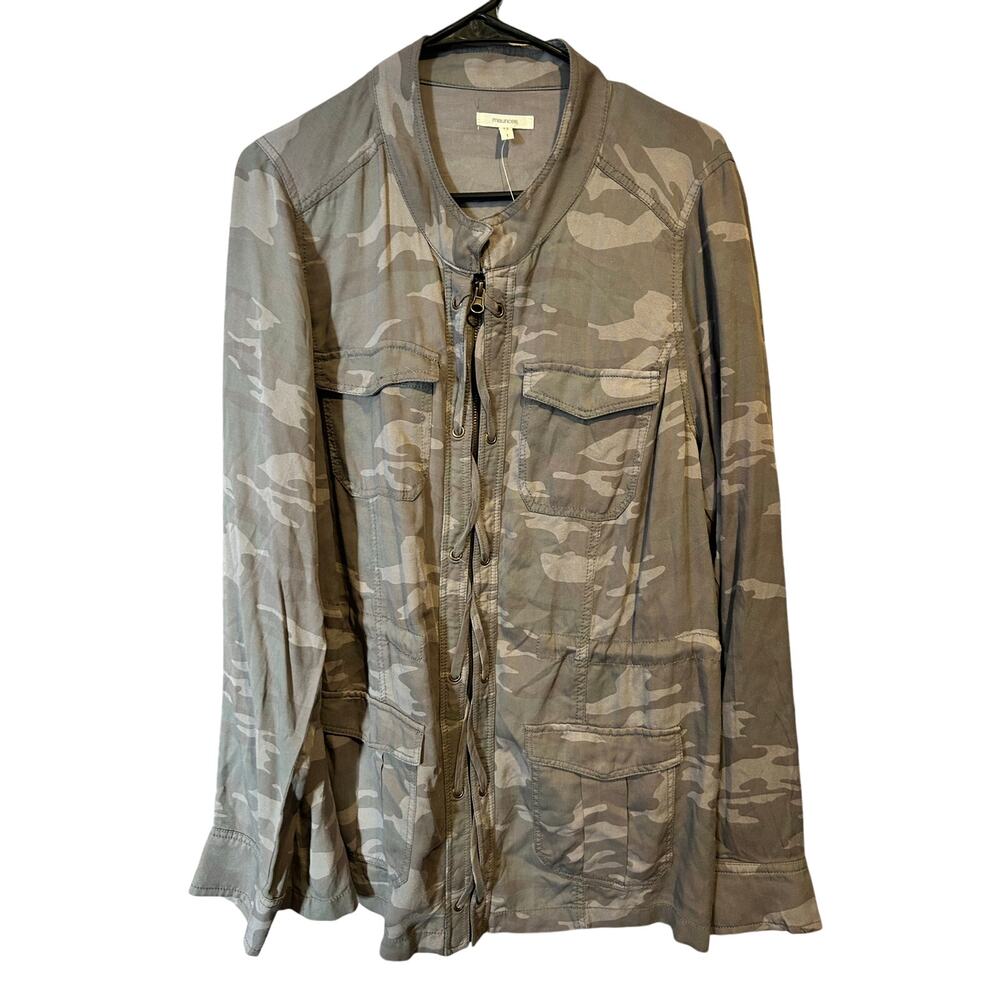 Maurices brown Camouflage full zip jacket women's size 1 new